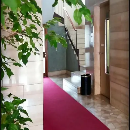 Charming Family Nest In Citta' Studi アパート ミラノ
