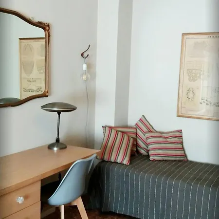 Charming Family Nest In Citta' Studi