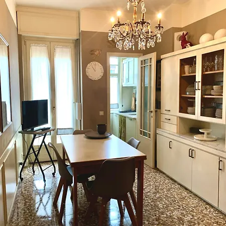 Charming Family Nest In Citta' Studi * Milan