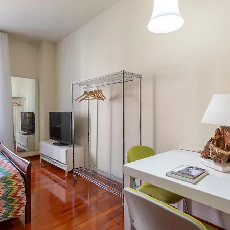 Apartment Canadese