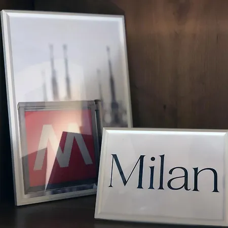 Brera Vip Spotlight - Brera - Duomo - Castello Sforzesco - Lanza Metro M2 * 밀라노