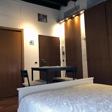 Brera Vip Spotlight - Brera - Duomo - Castello Sforzesco - Lanza Metro M2 * 밀라노