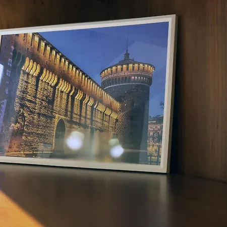 Brera Vip Spotlight - Brera - Duomo - Castello Sforzesco - Lanza Metro M2 밀라노