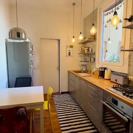 Stylish Next To Moscova * Milan