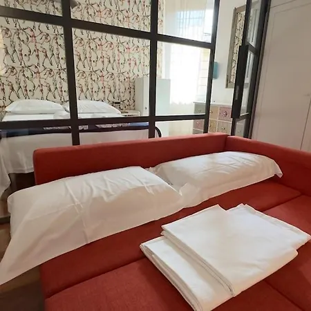 Apartment Stylish Next To Moscova *