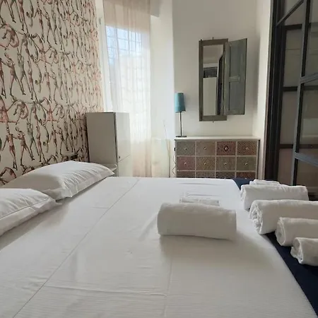 Stylish Next To Moscova * Milan
