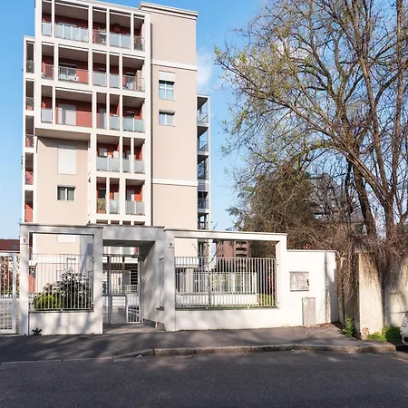 San Siro Fiera - Youhosty *