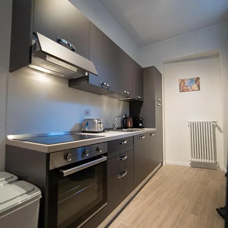 Rifugio Milanese Con Parcheggio Privato, Ambiente Tranquillo E Convenienza