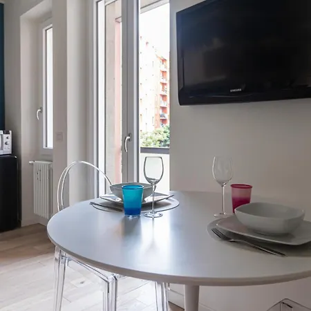 Apartament Italianway Easy - Melozzo Da Forli 11 Mediolan