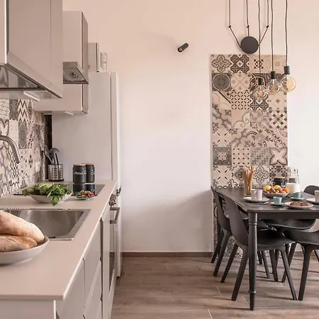 Porpora 109 - Comfy Flat In Loreto District Mailand