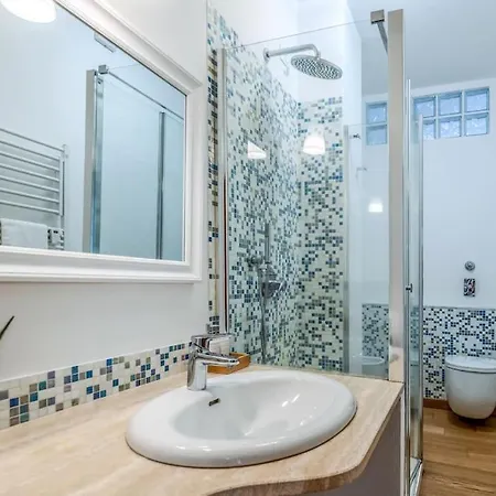 Apartment Luxury In Navigli Milan