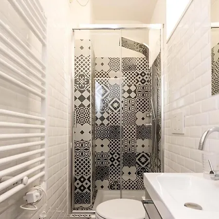 Loretta's Space - Buenos Aires Metro M1 & M2 - Central Station *