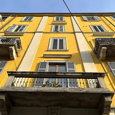 Urban Oasis Between Corso And Brera Apartment