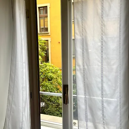 Nest For Two Three Min From Duomo Lejlighed