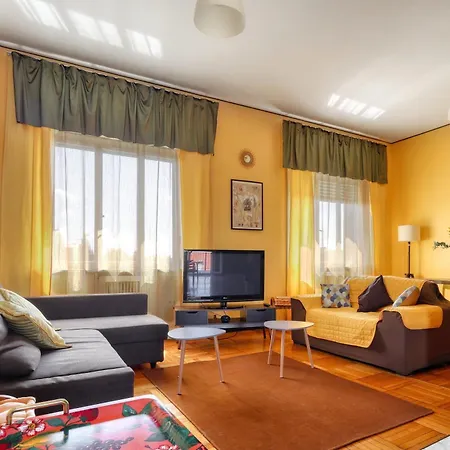 Hostmate - Milano - Tunisia - Porta Venezia