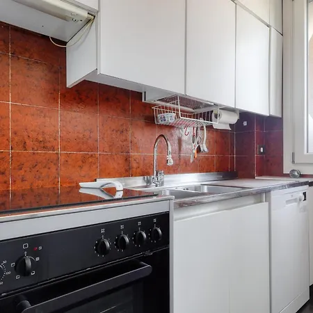 Hostmate - Milano - Tunisia - Porta Venezia