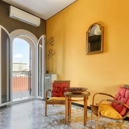 Urban Elegance With A View Viale Tunisia Apartment *