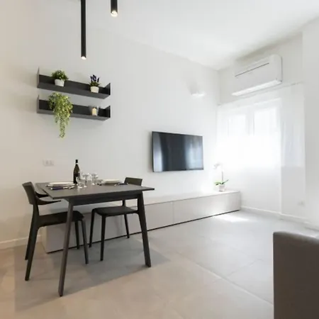 Aria Di - Scalo Farini Apartamento