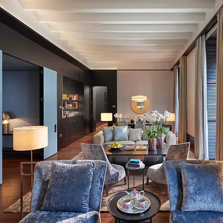 Mandarin Oriental, Ξενοδοχείο