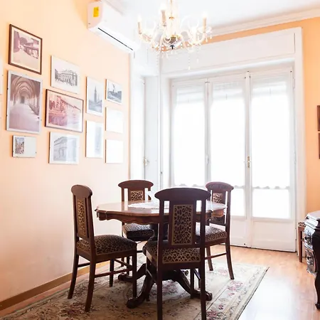 Apartment Duomo Walking Distance Elegant Flat With View
