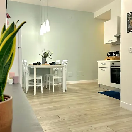 Modern Mm3 Afforifn Only 15 Min From Duomo Apartmán