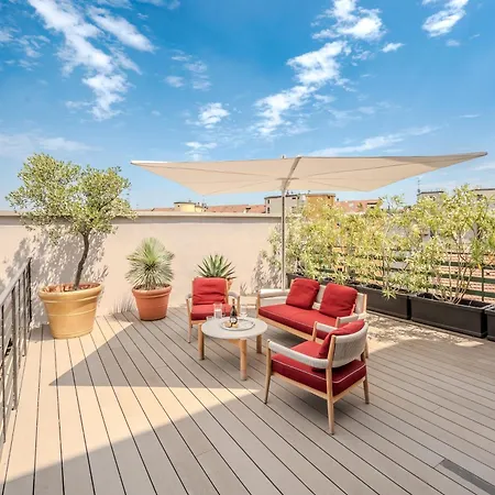 Apartment Cadamosto Art Penthouse With Terrace R&r Milan