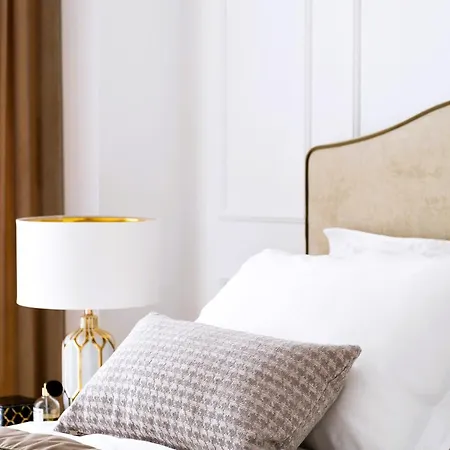 Apartment L' Ambrogino Stylish Milan