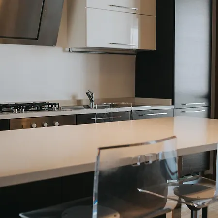 Tolstoi מילאנו