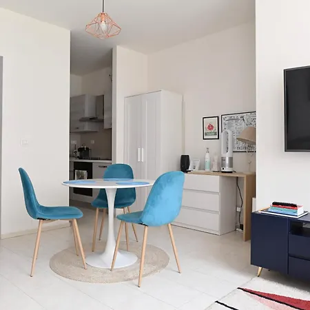 L Arche Comfortrelax Blue Fern House