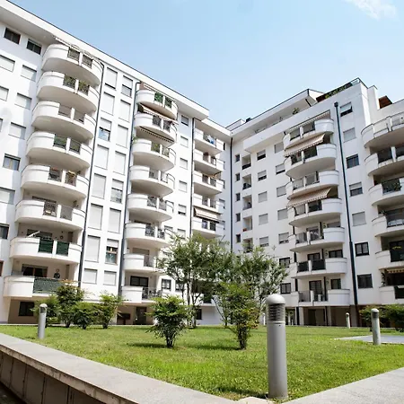 L Arche Comfortrelax Blue Fern House