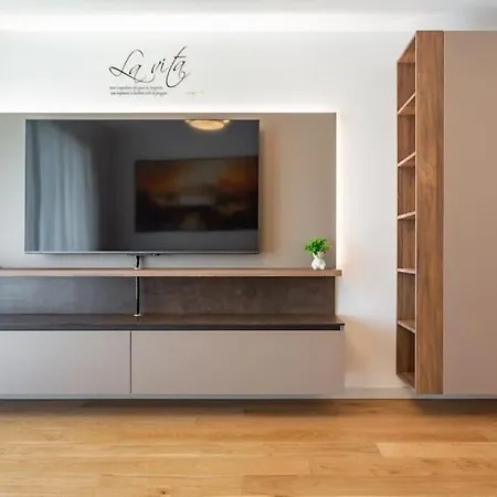 East Garden Lambrate Elegante Moderna Milan