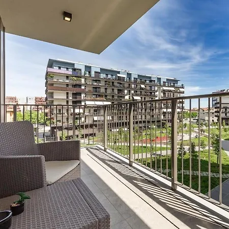East Garden Lambrate Elegante Moderna Apartment *