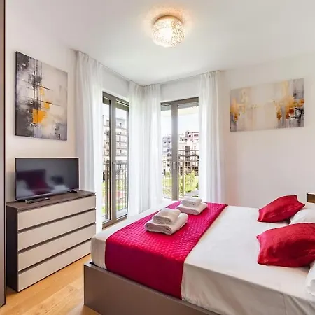Apartment East Garden Lambrate Elegante Moderna Milan