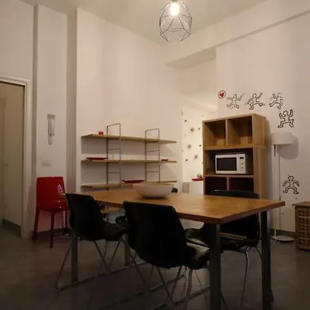 Casati25 Bilocale In Repubblica * Milan