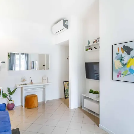 Апартаменты Domusmi Massarenti *