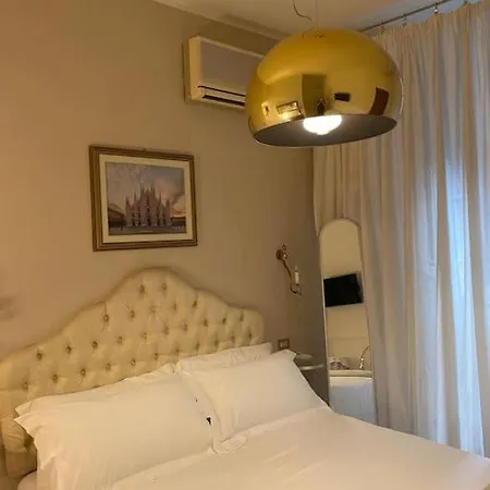 Duomo Prestige דירה *