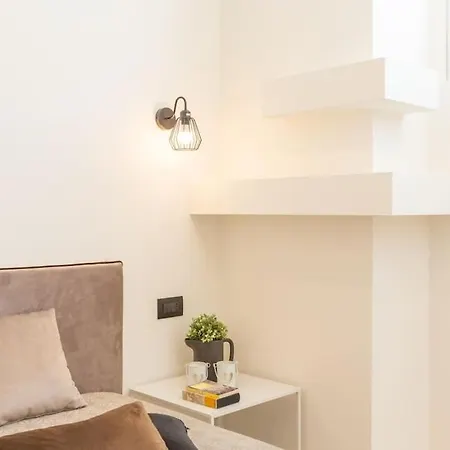 Apartment 4fo6 Navigli-duomo -yellow Chic - *