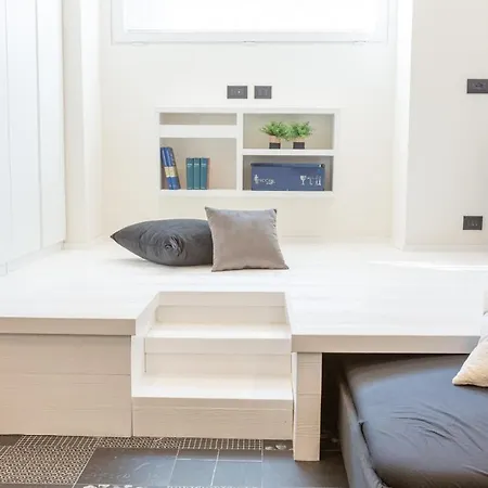 1fo6 Navigli-duomo Luxury דירה *
