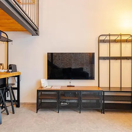 Loft In Centro A Con Accesso Privato Lägenhet
