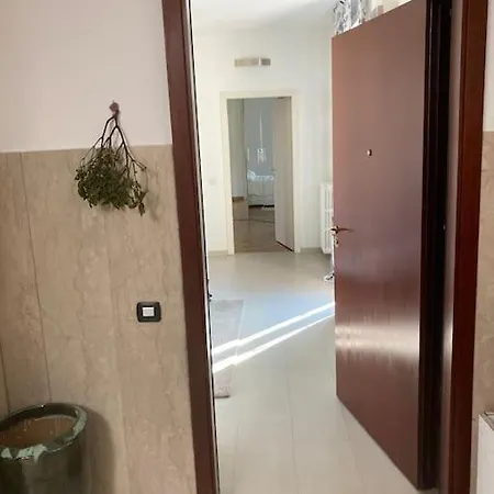 Bilocale Ultimo Piano Con Doppio Terrazzo 아파트