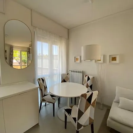 아파트 Bilocale Ultimo Piano Con Doppio Terrazzo