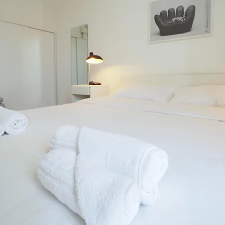 Primopiano - Stoppani Lägenhet