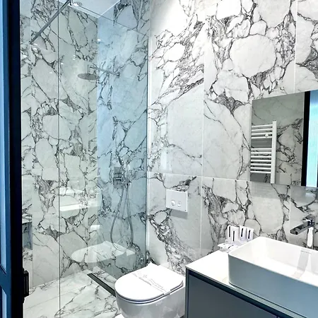 And Beauty Duomo - Pink Apartment *