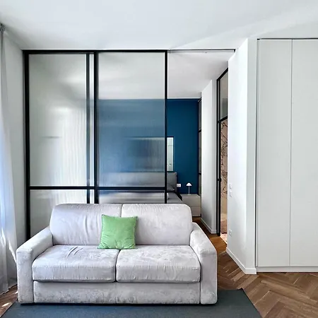 And Beauty Duomo - Pink * Milano