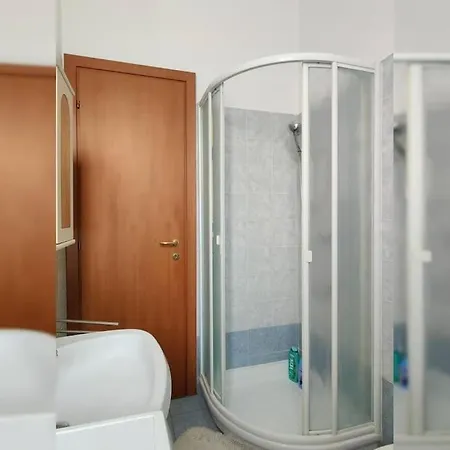 Apartment De Angeli District 2
