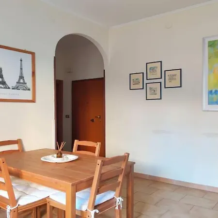 De Angeli District 2 Apartment