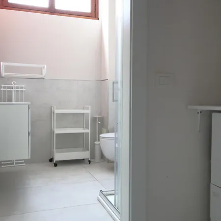 Modern Flat With Private Garden *