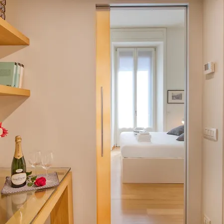 Sempione, 51 Ampio E Luminoso