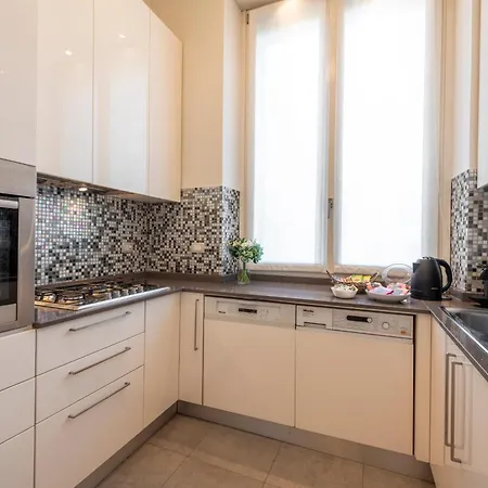 Sempione, 51 Ampio E Luminoso * Milano