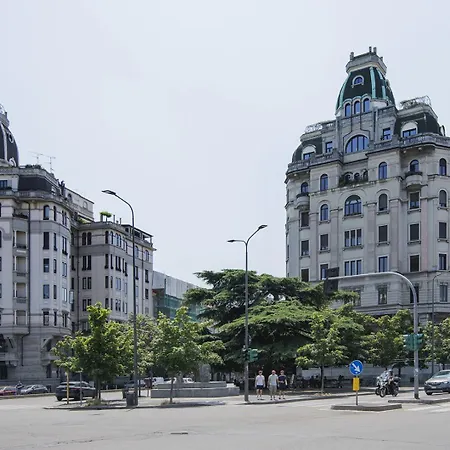 Fiore Milanese - San Siro, Fiera & Life - Rinnovamento Facciata Palazzo In Corso Apartment Milan